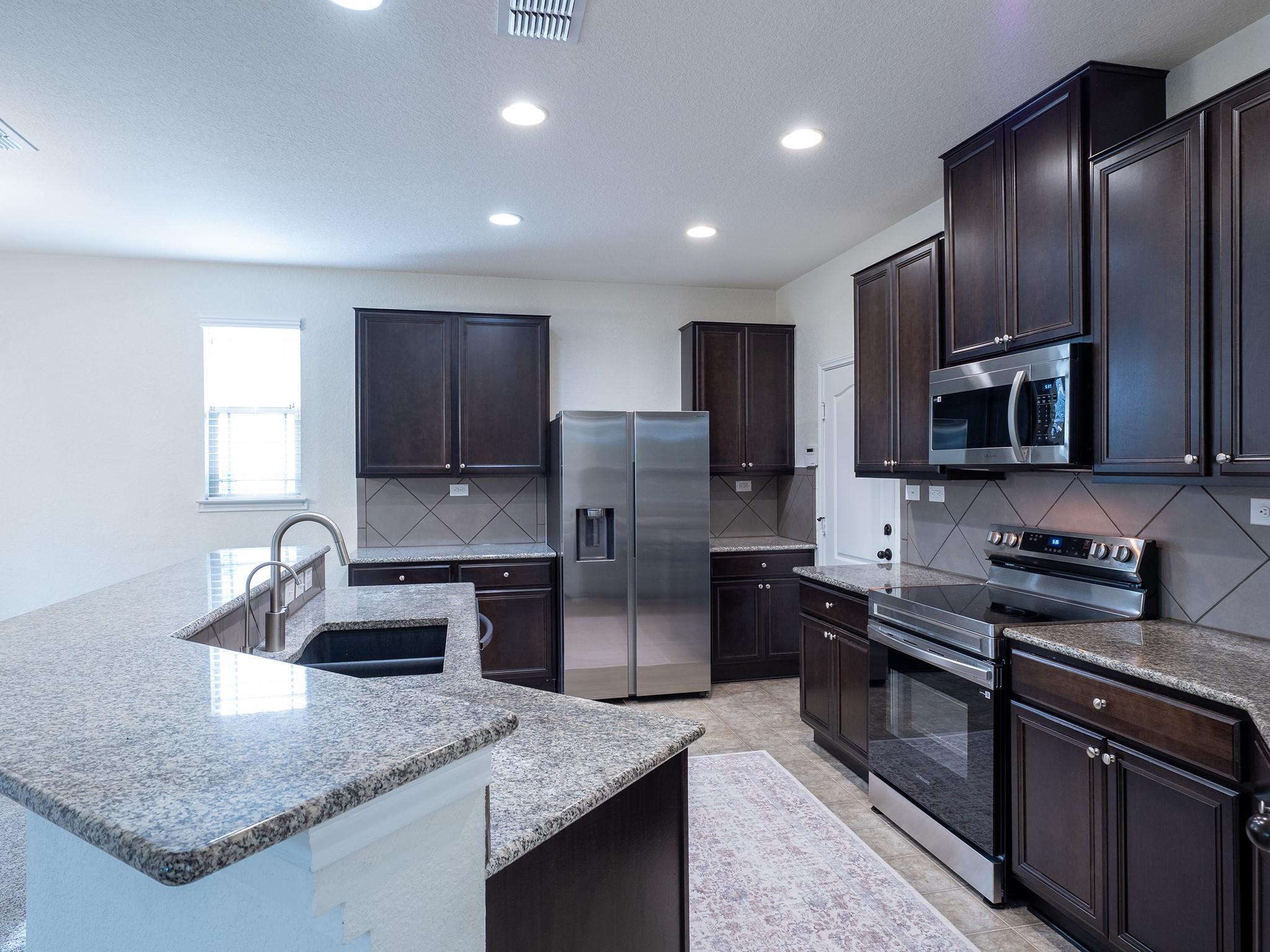 Photo 1 of 40 — 104 Rolling Creek, Boerne, TX 78006
