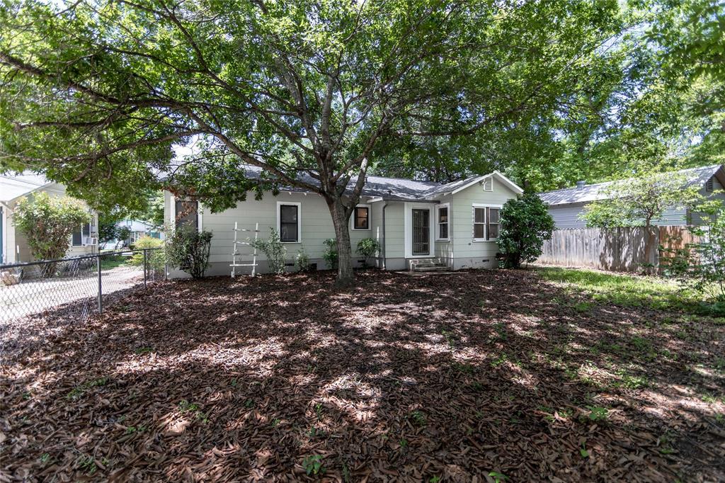 Photo 13 of 20 of 465 S Guenther Ave house