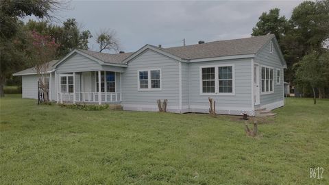 Photo of 112 Eloise ST, Caldwell, TX 77836 (MLS # 7247998)