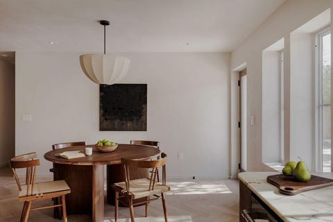 2329 Campden DR Austin TX 78745