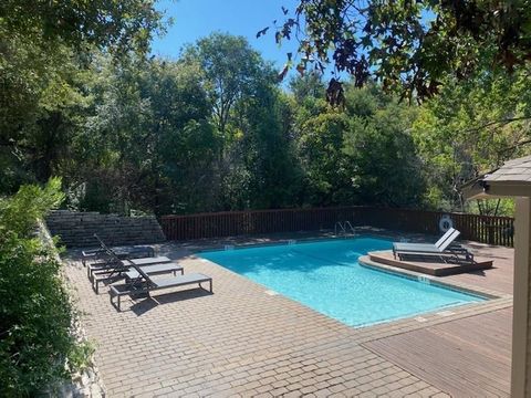 Tiny photo for 5507 Oakwood CV #A-2, Austin, TX 78731 (MLS # 8330306)