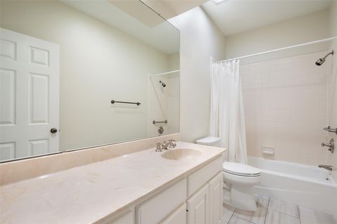 Tiny photo for 5507 Oakwood CV #A-2, Austin, TX 78731 (MLS # 8330306)