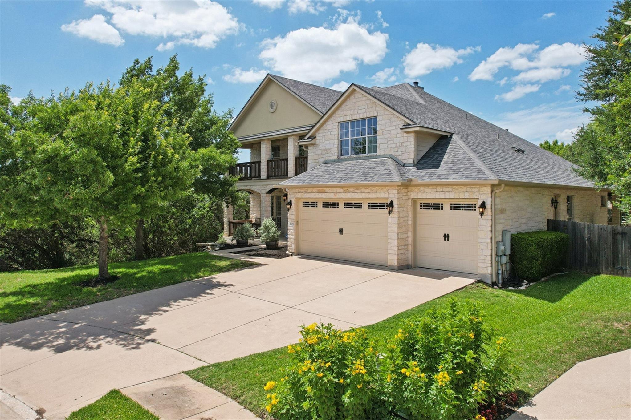 2609 Armatrading DR