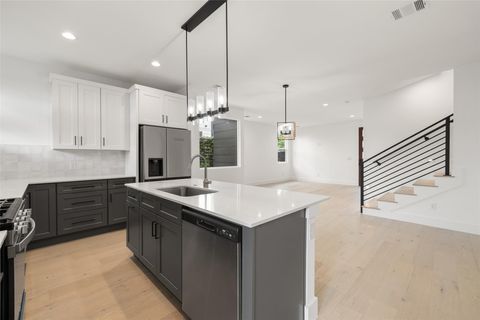 Tiny photo for 503 Krebs LN, Austin, TX 78704 (MLS # 2407087)