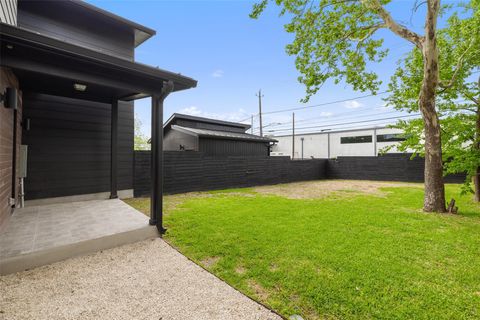 Tiny photo for 503 Krebs LN, Austin, TX 78704 (MLS # 2407087)
