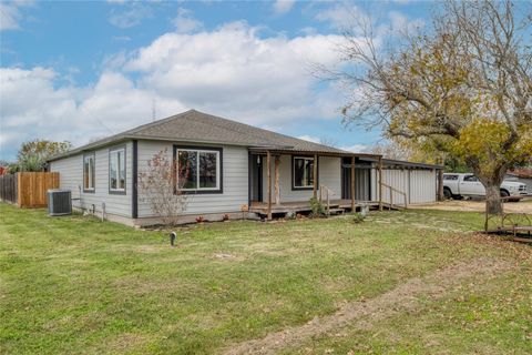 A home in Ellinger