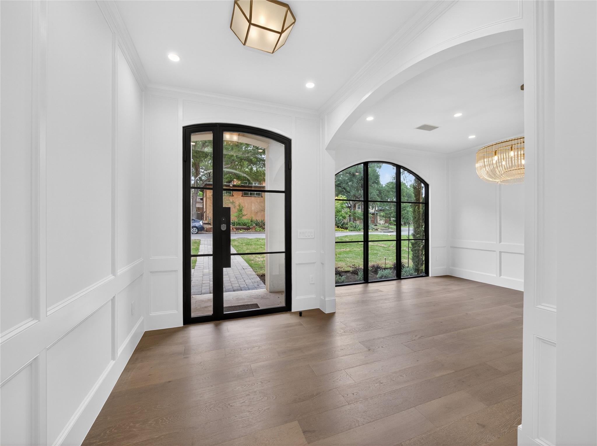 5 Scott Crescent