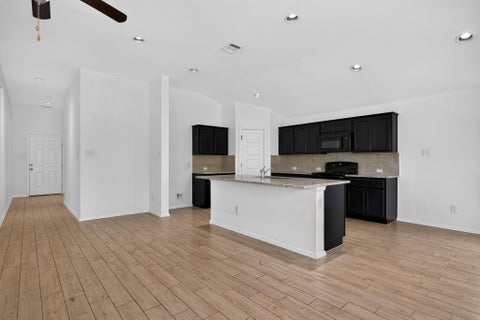 Tiny photo for 21618 Boggy Ford RD, Lago Vista, TX 78645 (MLS # 6897480)