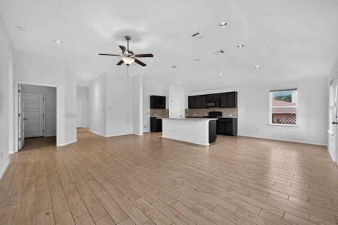 Tiny photo for 21618 Boggy Ford RD, Lago Vista, TX 78645 (MLS # 6897480)
