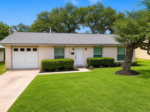 Photo of 200 Deen Ave, Austin, TX 78753 (MLS # 7326543)