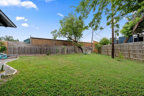 Tiny photo for 1307 E Saint Johns Ave #B, Austin, TX 78752 (MLS # 6268017)