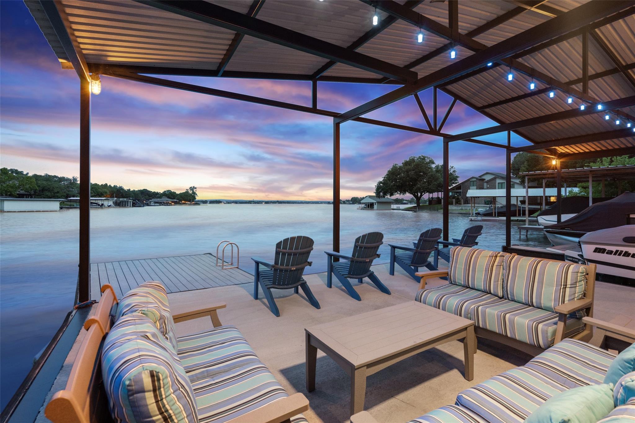 301 Chaparral DR