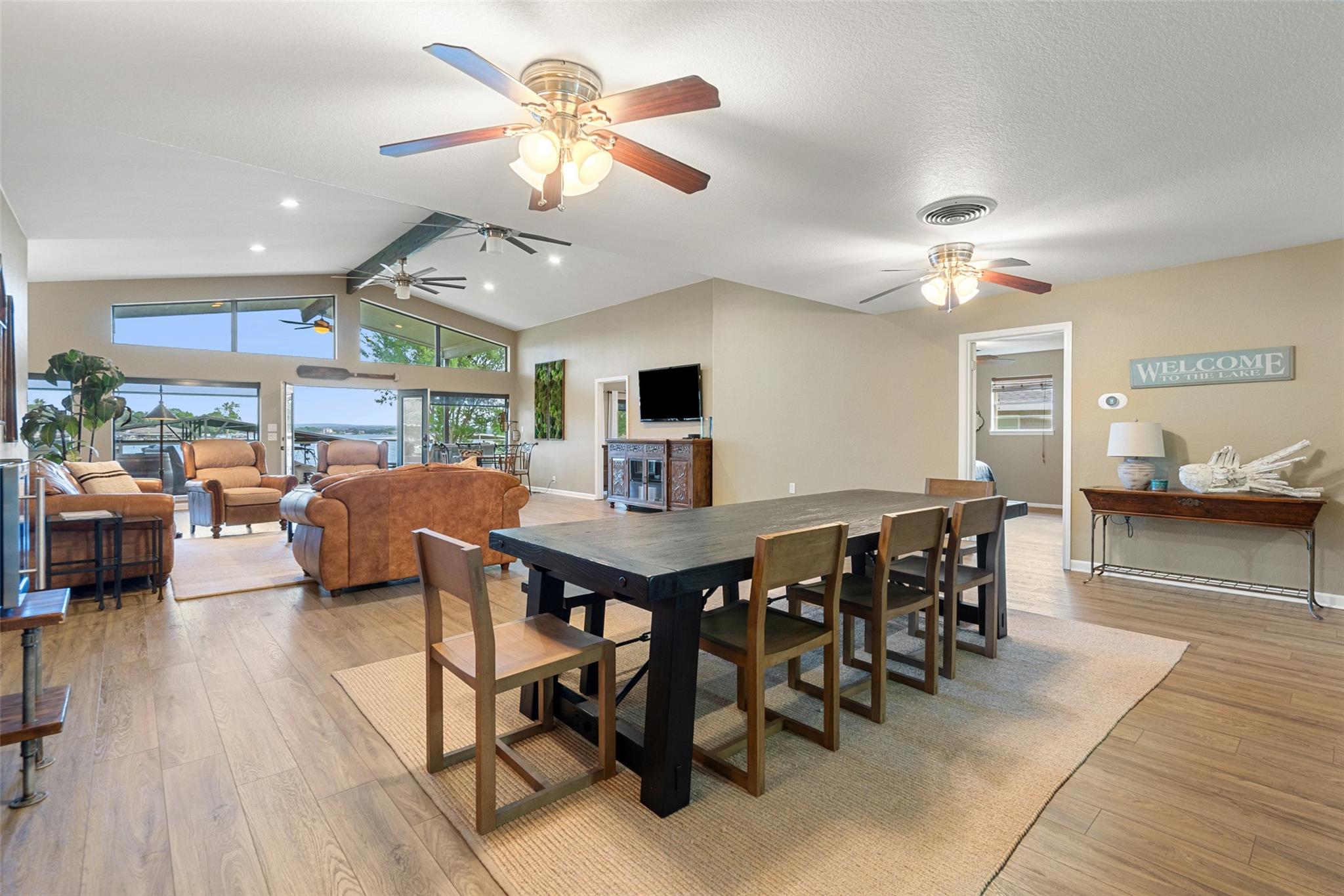 301 Chaparral DR