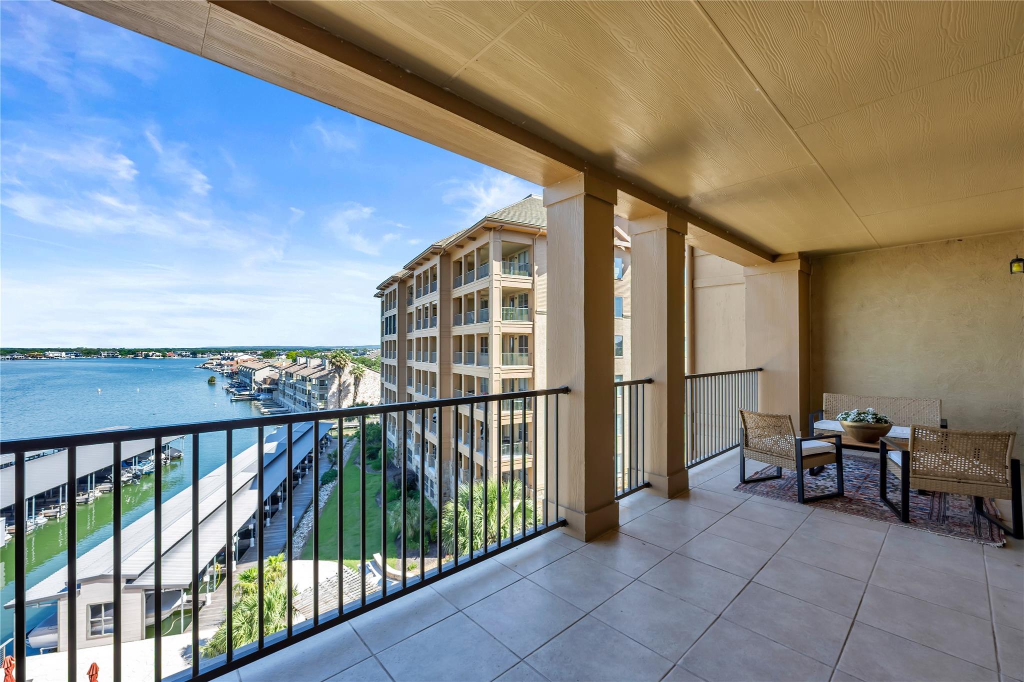 101 West Bank 43