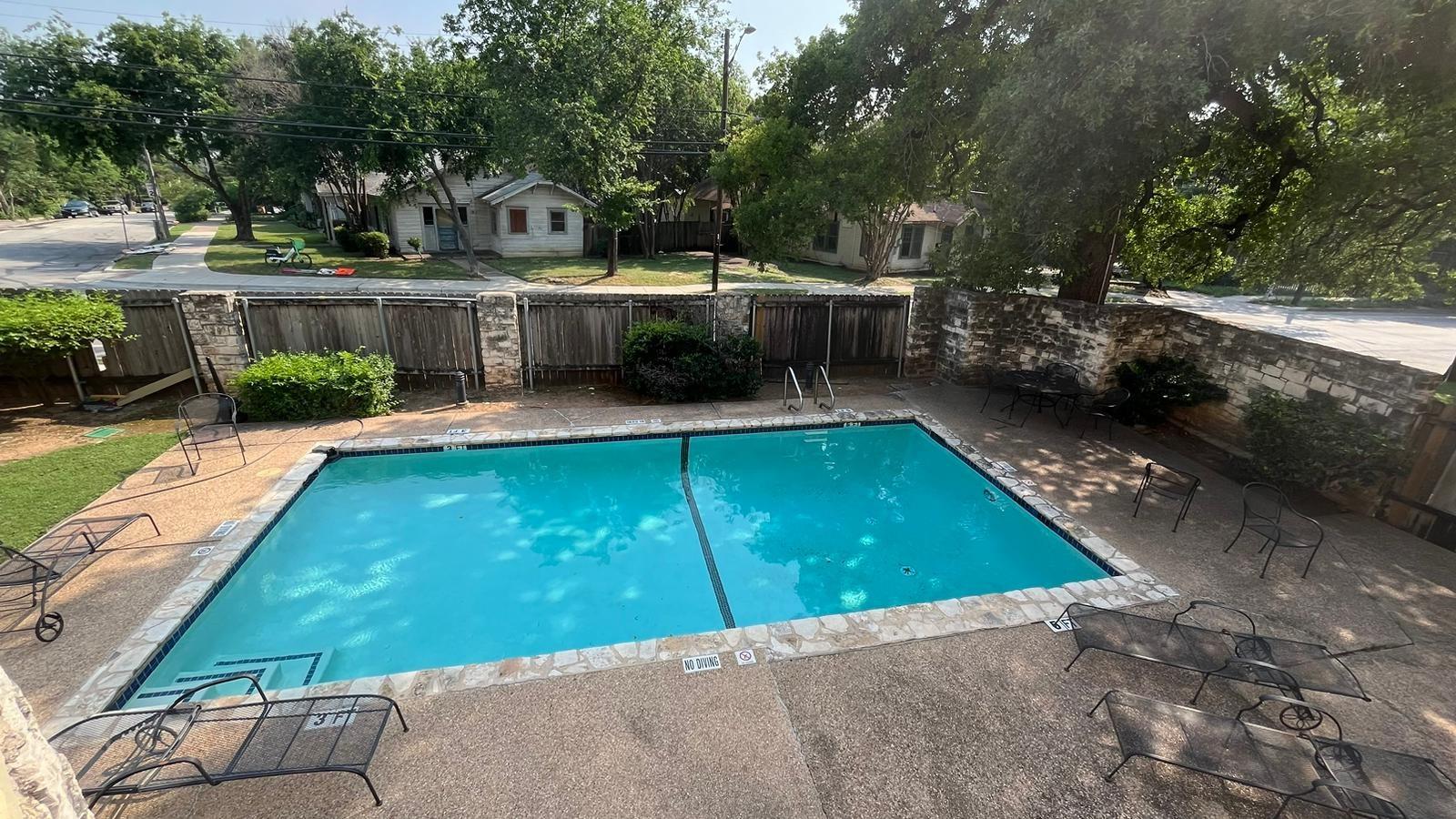 808 W 29th ST 203