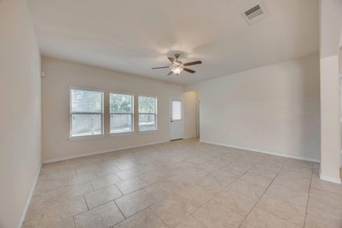 Tiny photo for 7212 Vail Ridge ST, Austin, TX 78744 (MLS # 8773029)