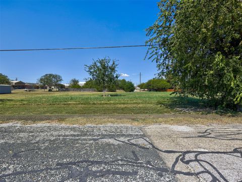 12987 N IH-35 N Jarrell TX 76537