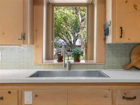 Tiny photo for 4701 & 4703 Shoal Creek BLVD, Austin, TX 78756 (MLS # 1621469)
