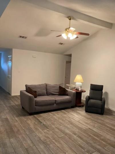 1309 Mallard LN