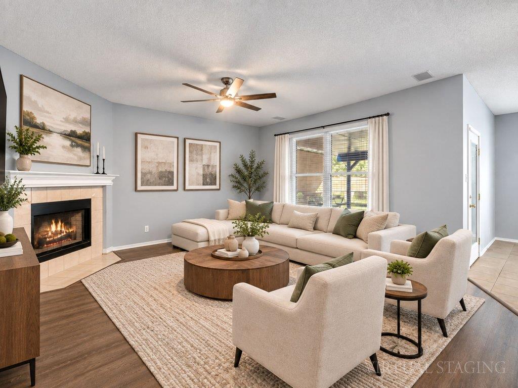Photo of 406 Tamara DR, Georgetown, TX 78628 (MLS # 1123424)