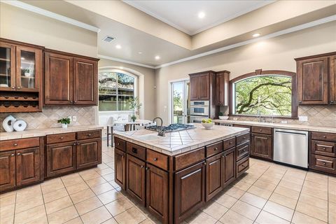 Tiny photo for 60 Tiburon DR, The Hills, TX 78738 (MLS # 8462818)