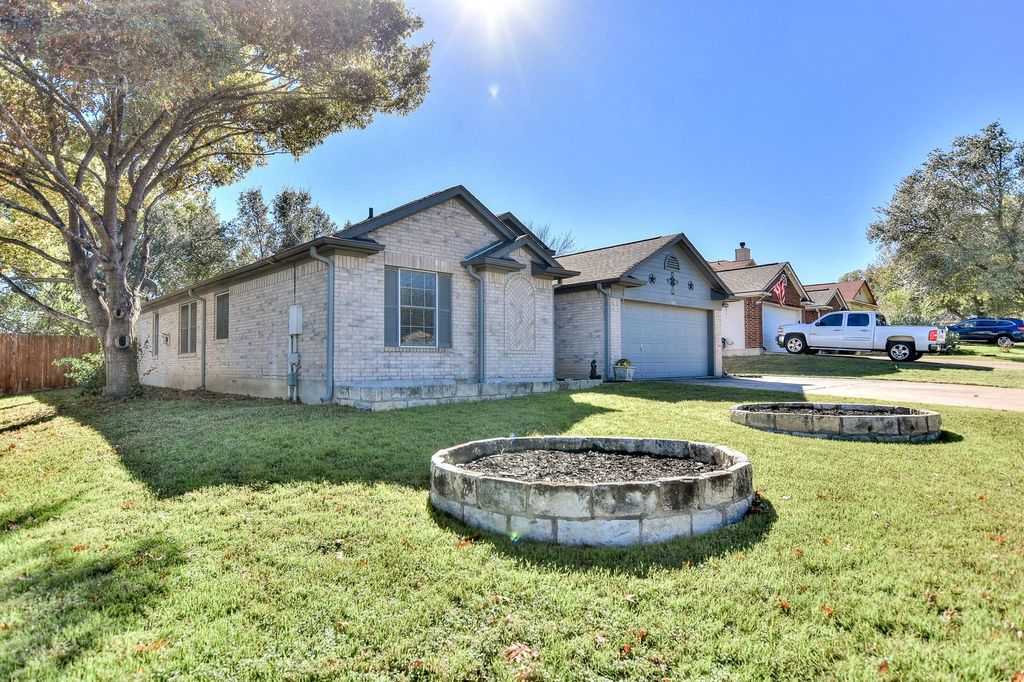 Photo of 1503 Barcus DR, Georgetown, TX 78626 (MLS # 1607404)