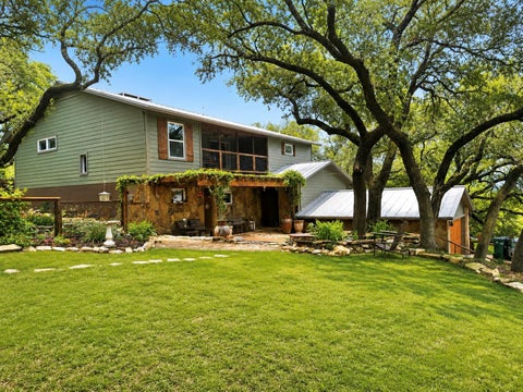 Photo of 2905 Newton DR, Lago Vista, TX 78645 (MLS # 8385647)