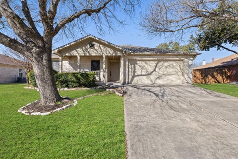 Photo of 3812 Eagles Nest ST, Round Rock, TX 78665 (MLS # 4853235)