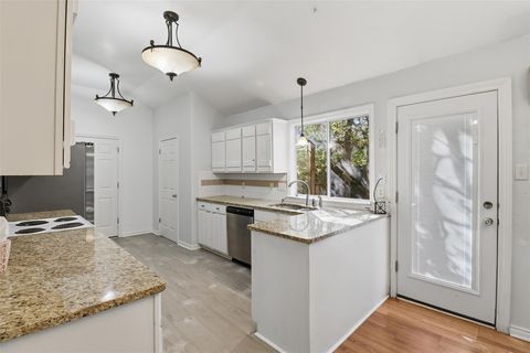 Tiny photo for 604 Galston DR, Spicewood, TX 78669 (MLS # 1995591)