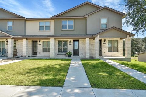 A home in Lago Vista