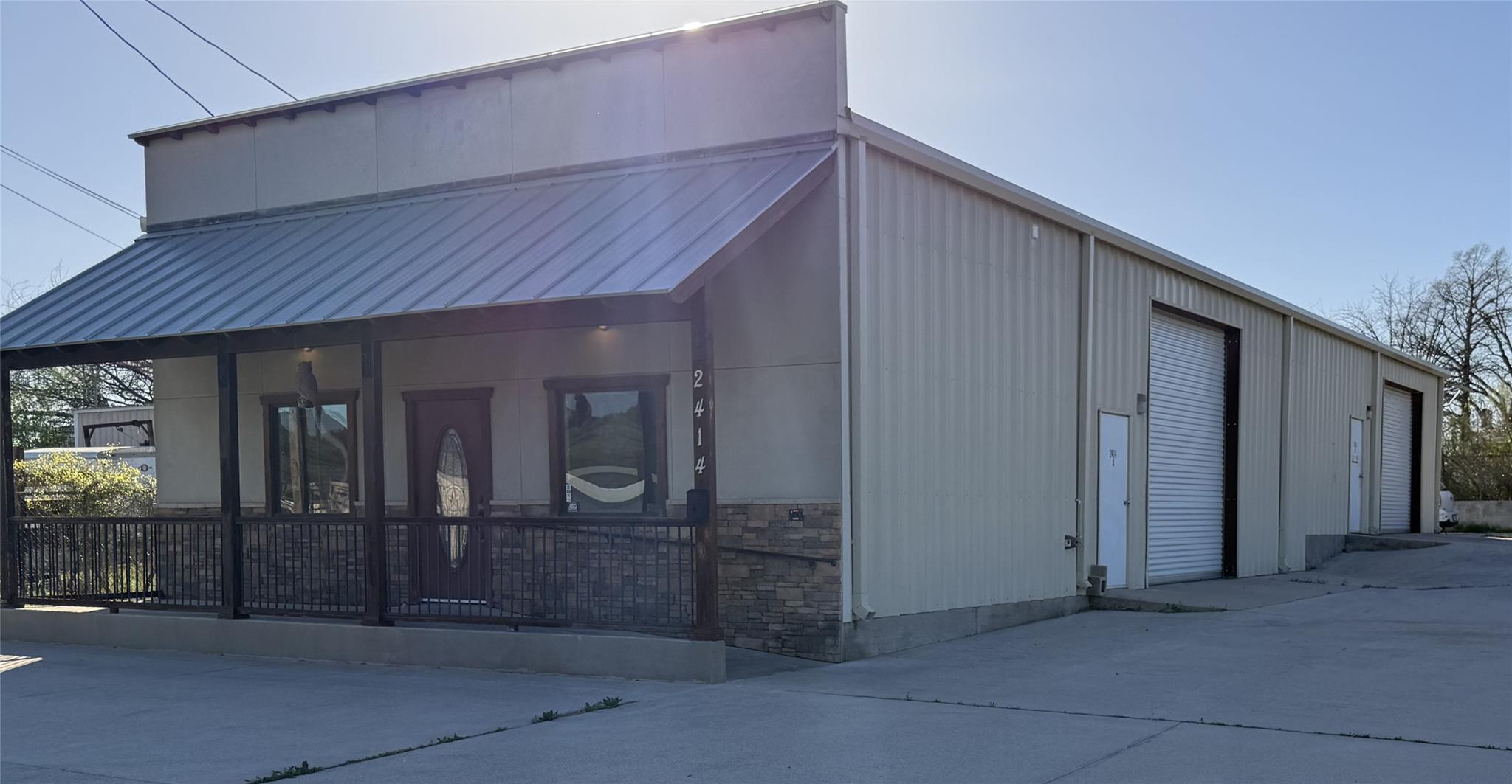 304 US Hwy 281 Commerce DR