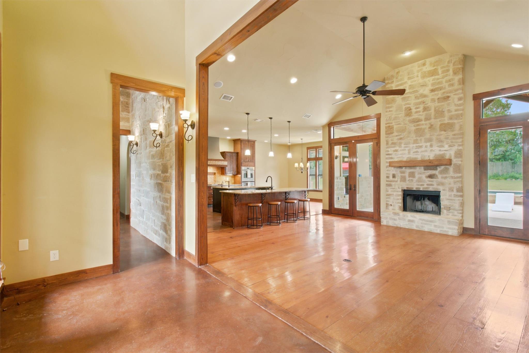 3121 Summit Ridge DR