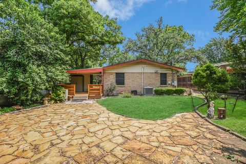Photo of 1009 Alegria RD, Austin, TX 78757 (MLS # 4961680)
