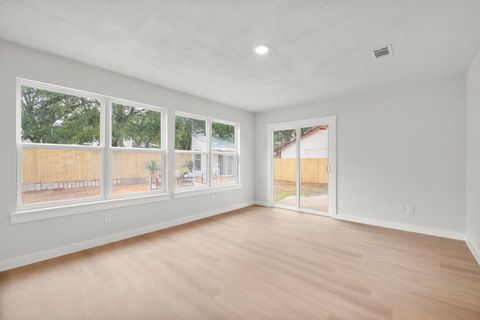 Tiny photo for 4502 Clarno DR, Austin, TX 78749 (MLS # 3242936)