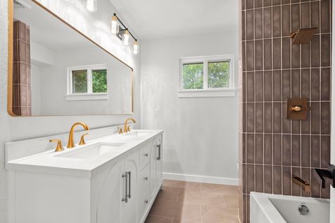 Tiny photo for 4502 Clarno DR, Austin, TX 78749 (MLS # 3242936)