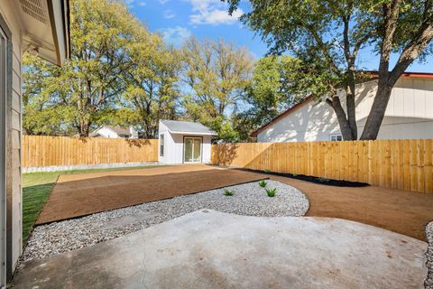 Tiny photo for 4502 Clarno DR, Austin, TX 78749 (MLS # 3242936)