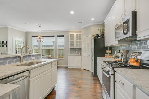 Tiny photo for 2817 Kinney Oaks CT, Austin, TX 78704 (MLS # 2155404)