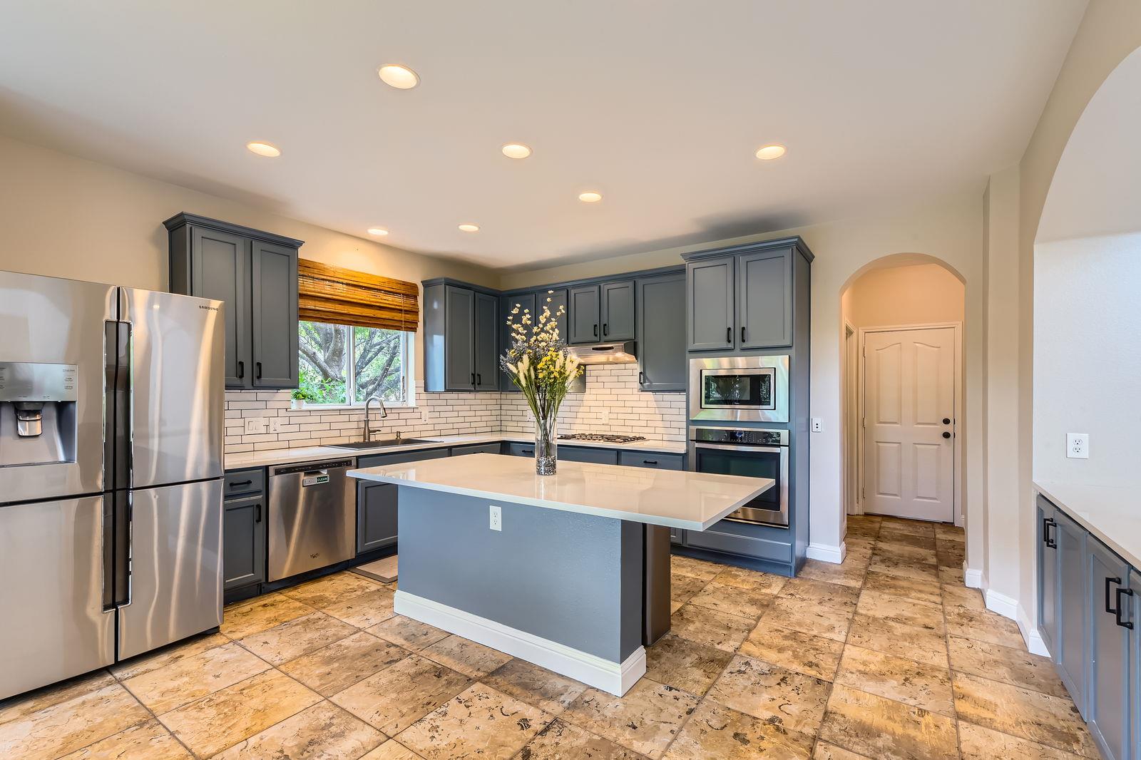 Cedar Park, Texas 78613, United States, 5 Bedrooms Bedrooms, ,3 BathroomsBathrooms,Residential,Pending,127563