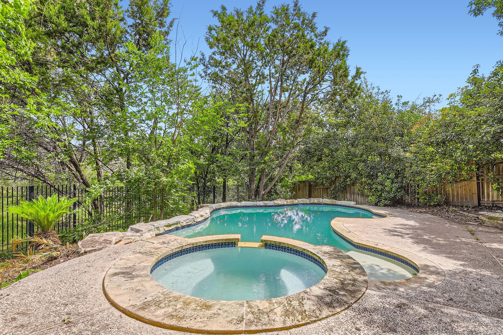 Cedar Park, Texas 78613, United States, 5 Bedrooms Bedrooms, ,3 BathroomsBathrooms,Residential,Pending,127563