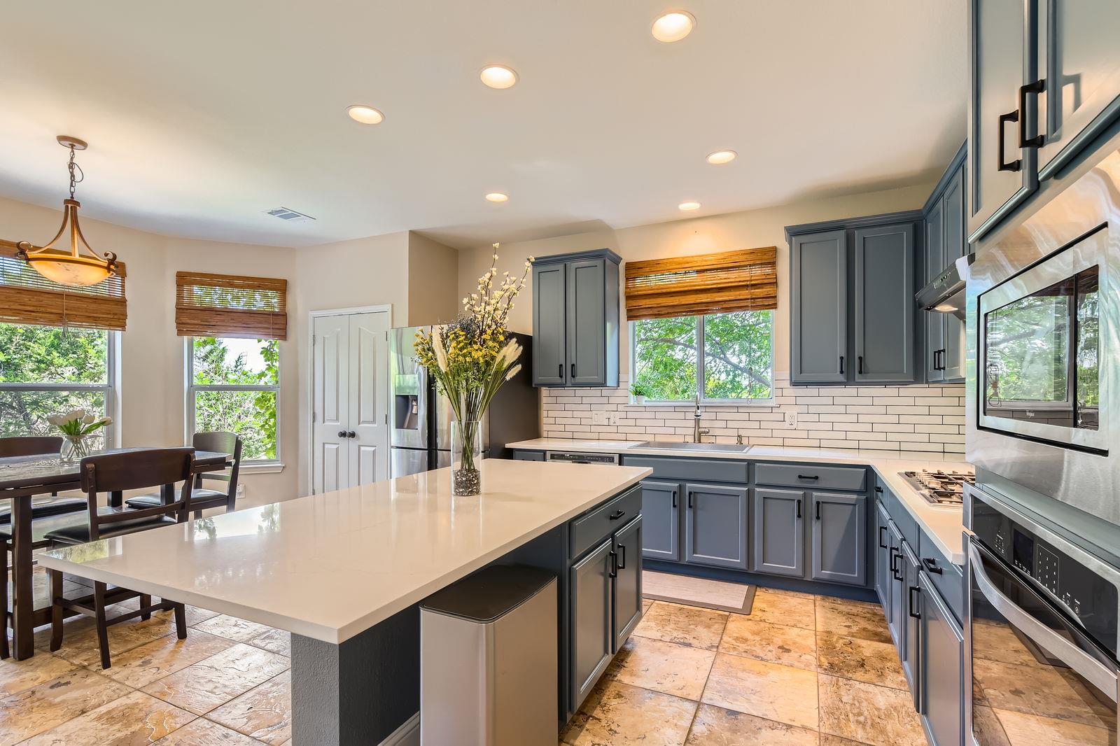 Cedar Park, Texas 78613, United States, 5 Bedrooms Bedrooms, ,3 BathroomsBathrooms,Residential,Pending,127563