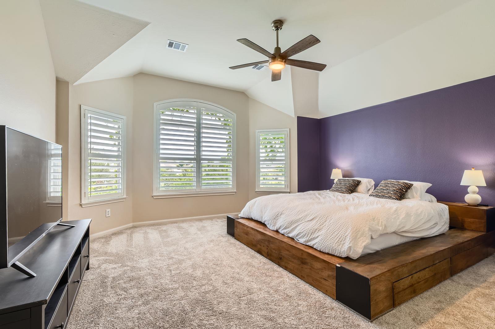 Cedar Park, Texas 78613, United States, 5 Bedrooms Bedrooms, ,3 BathroomsBathrooms,Residential,Pending,127563