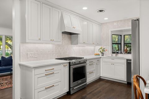 Tiny photo for 2601 Park View DR, Austin, TX 78757 (MLS # 5505695)