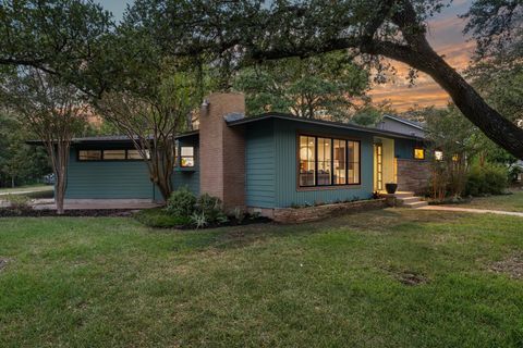 Tiny photo for 2601 Park View DR, Austin, TX 78757 (MLS # 5505695)