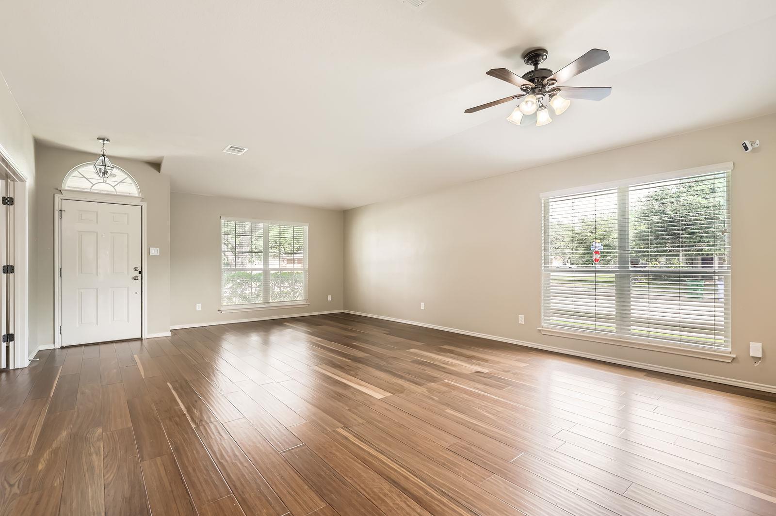 17117 Zola LN