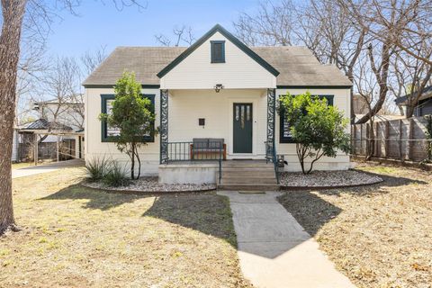 Photo of 1703 Dywer Ave, Austin, TX 78704 (MLS # 4404316)