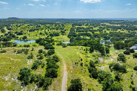 613 Cattle Creek RD Johnson City TX 78636