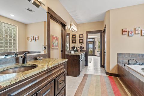 Tiny photo for 20117 Moon Dance LN, Spicewood, TX 78669 (MLS # 7373407)