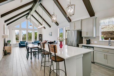 Photo of 213 Kingsland ST, Georgetown, TX 78633 (MLS # 7671946)