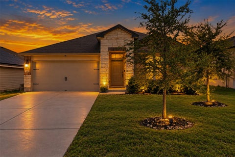Photo of 140 Rearden BLVD, Jarrell, TX 76537 (MLS # 5650503)