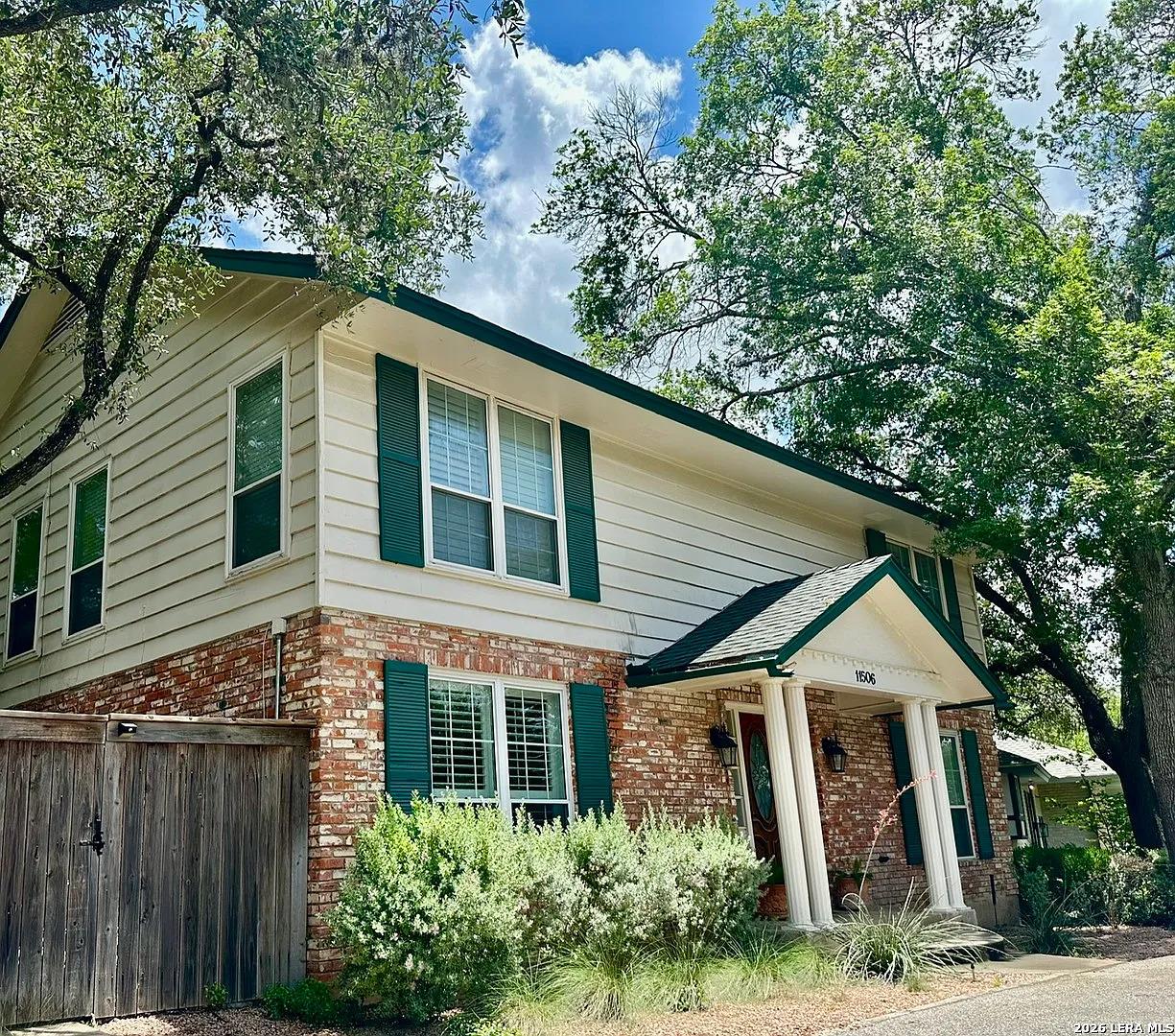 11506 Whisper Rock ST